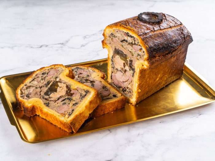Duck Meat Pie with foie gras, truffle, poultry liver 150g